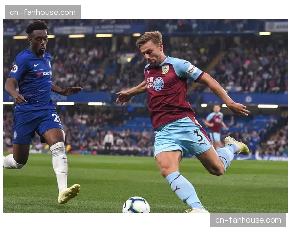 英超俱乐部成本结构畸形:薪资占收入比普遍超70%,非足球运营成本激增 英超俱乐部成本结构畸形:薪资占收入比普遍超70%,非足球运营成本激增